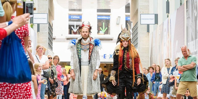 WEB PRINT Zwermers Pancatwak jostijnligtvoetfotografie kaapstadfestivalTIlburg