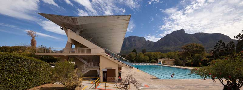 Newlands Swimming Pool Cape Town designed by Jongens Nixon (photo Francois Swanepoel)